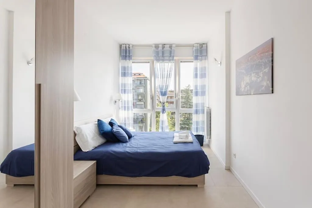 Moderno, Luminoso, Spazioso Con Vista Apartment Milan
